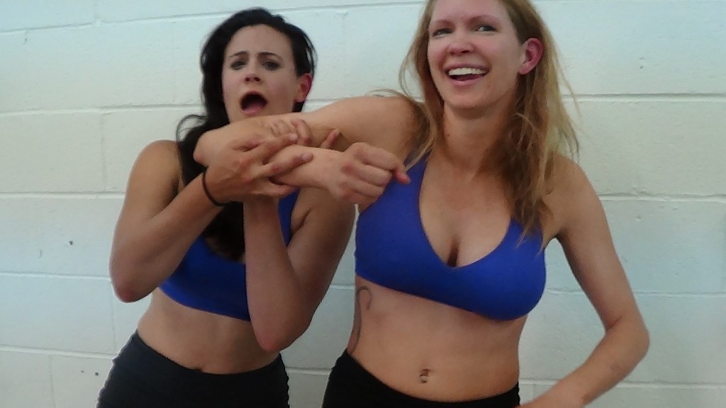 fciwomenswrestling.com photo