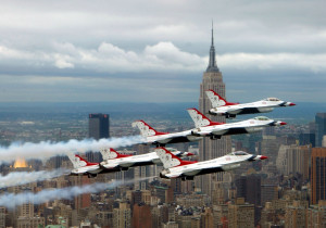 Indra F-16_Fighting_Falcons_above_New_York_City