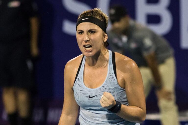 Hua,Hin,,Thailand-november,12:belinda,Bencic,Of,Switzerland,Reacts,After,Winning