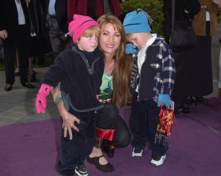 29jan2000:,Actress,Jane,Seymour,With,Twin,Sons,John,(left),&